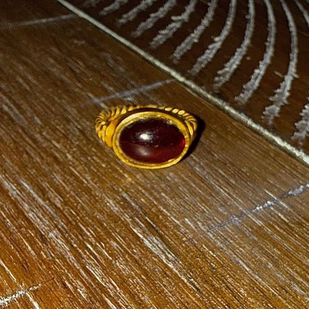 Vintage 1992 JADED NY Gold and Carnelian  Stone Twisted Band Ring - Sz 5